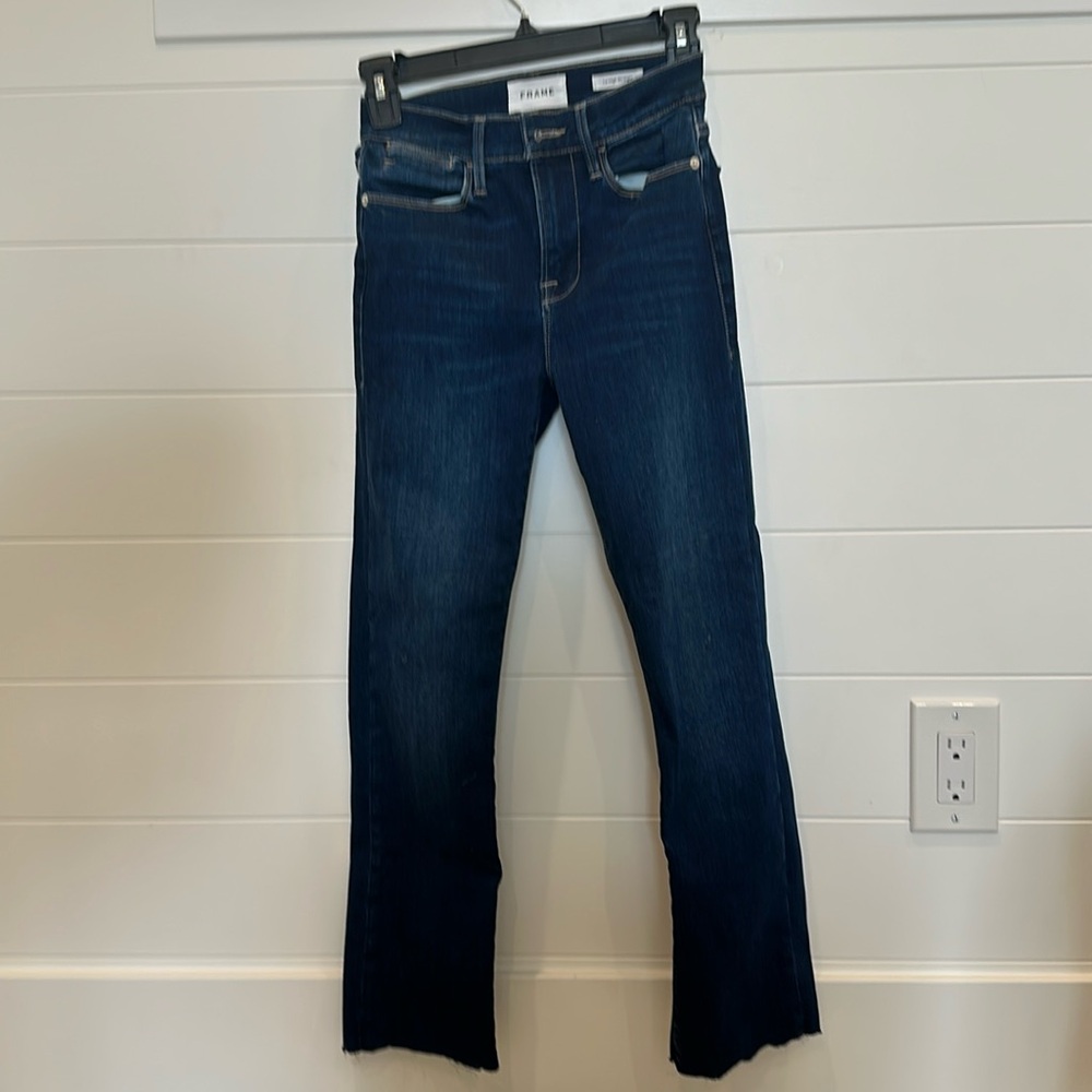 Fram le high straight w/fray bottom